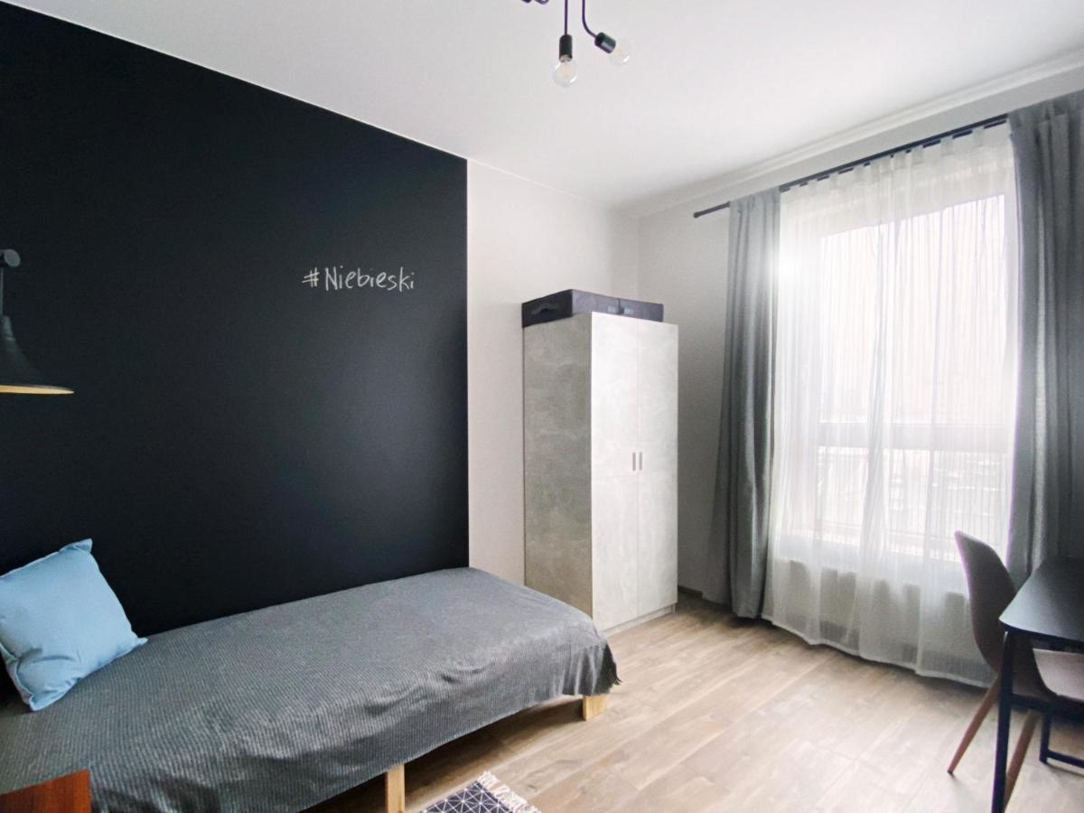 3 Kolory - Pokoje W Mieszkaniu Wspoldzielonym Varşovia Exterior foto